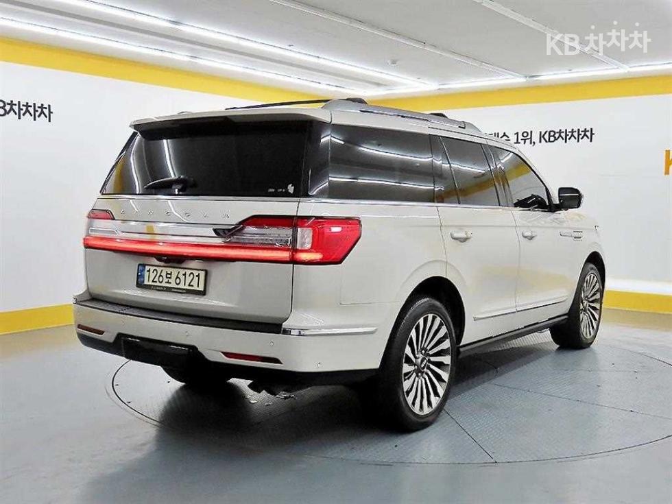 2021 Lincoln 4(U554) photo