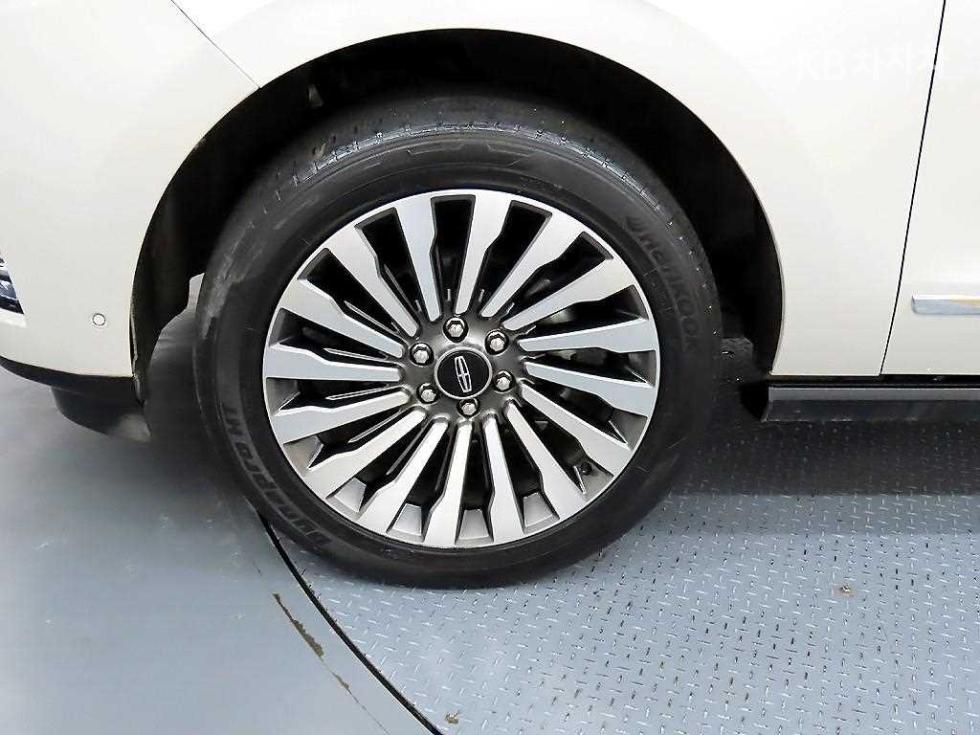 2021 Lincoln 4(U554) photo