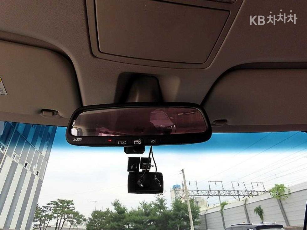 2019 - kia ray