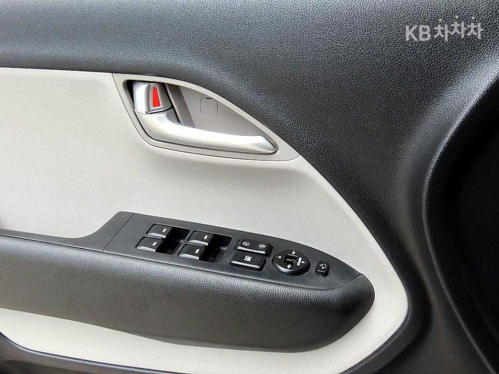 2020 - kia ray