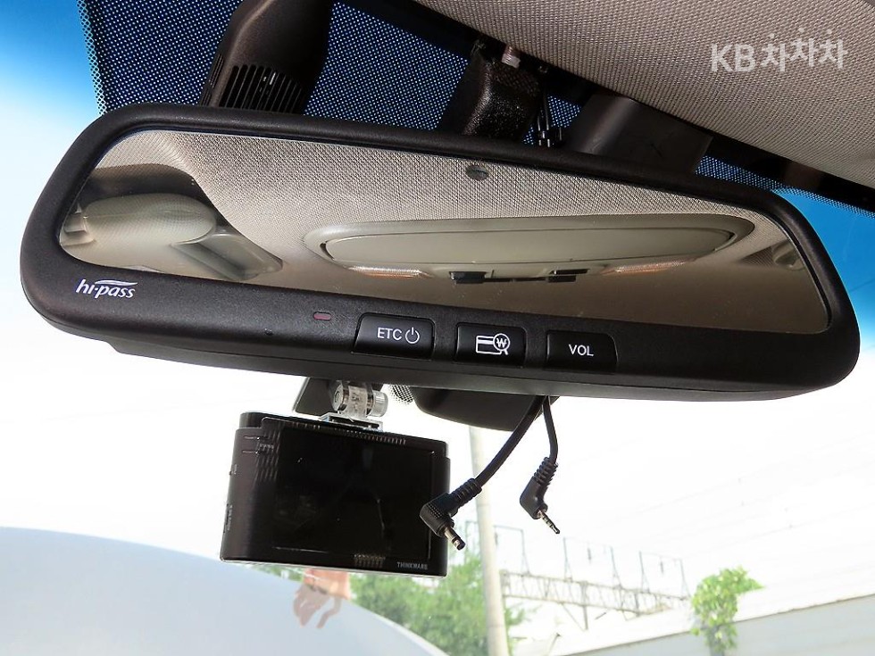 Kia Carnival — miniaturë 16