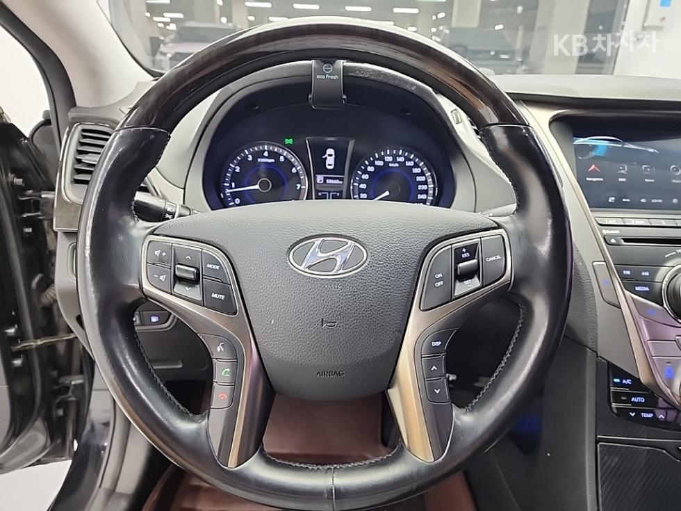 Hyundai Grandeur — miniaturë 9