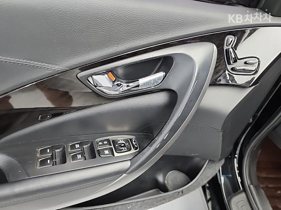 Hyundai Grandeur — miniaturë 18