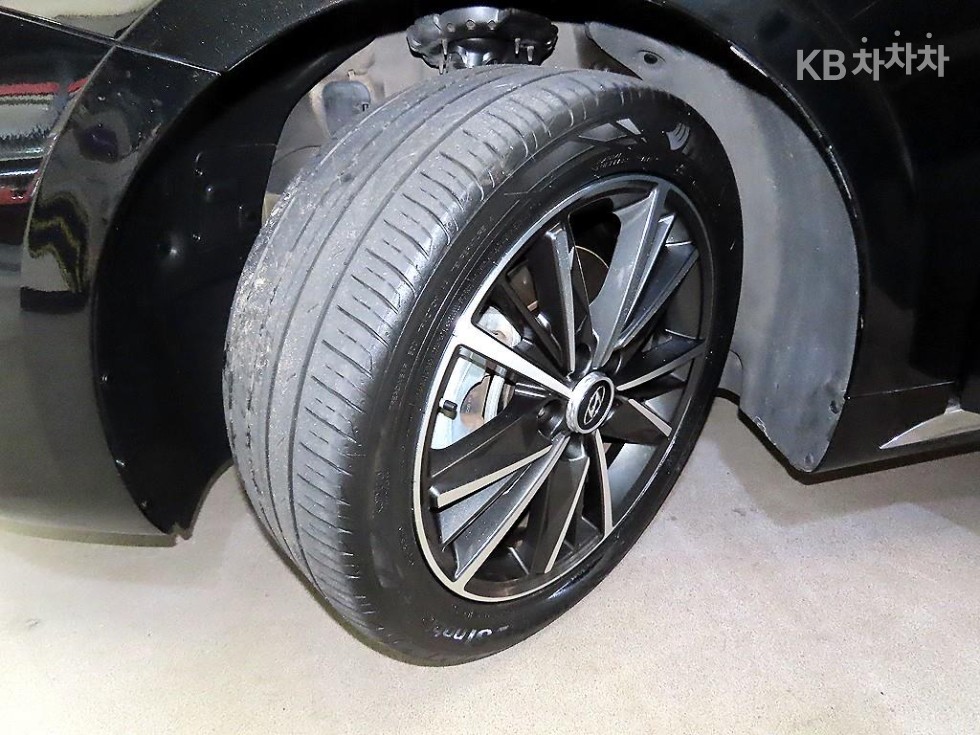 2022 Hyundai Used Car photo