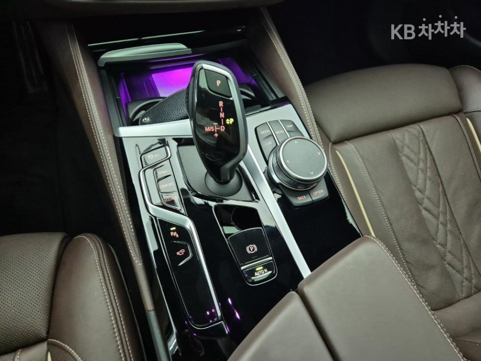 BMW 5er — miniaturë 8