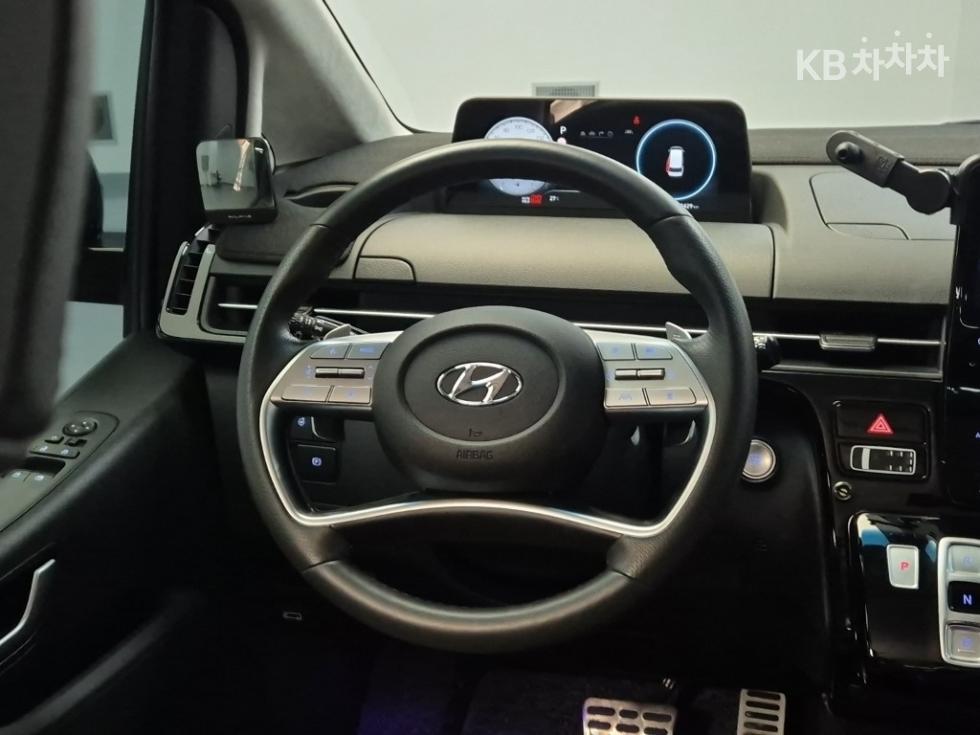 Hyundai Staria — miniaturë 9