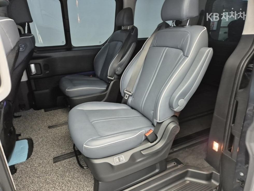Hyundai Staria — miniaturë 12