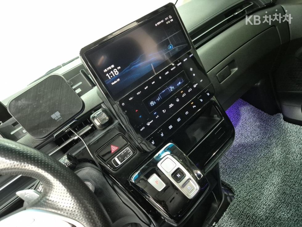 Hyundai Staria — miniaturë 10