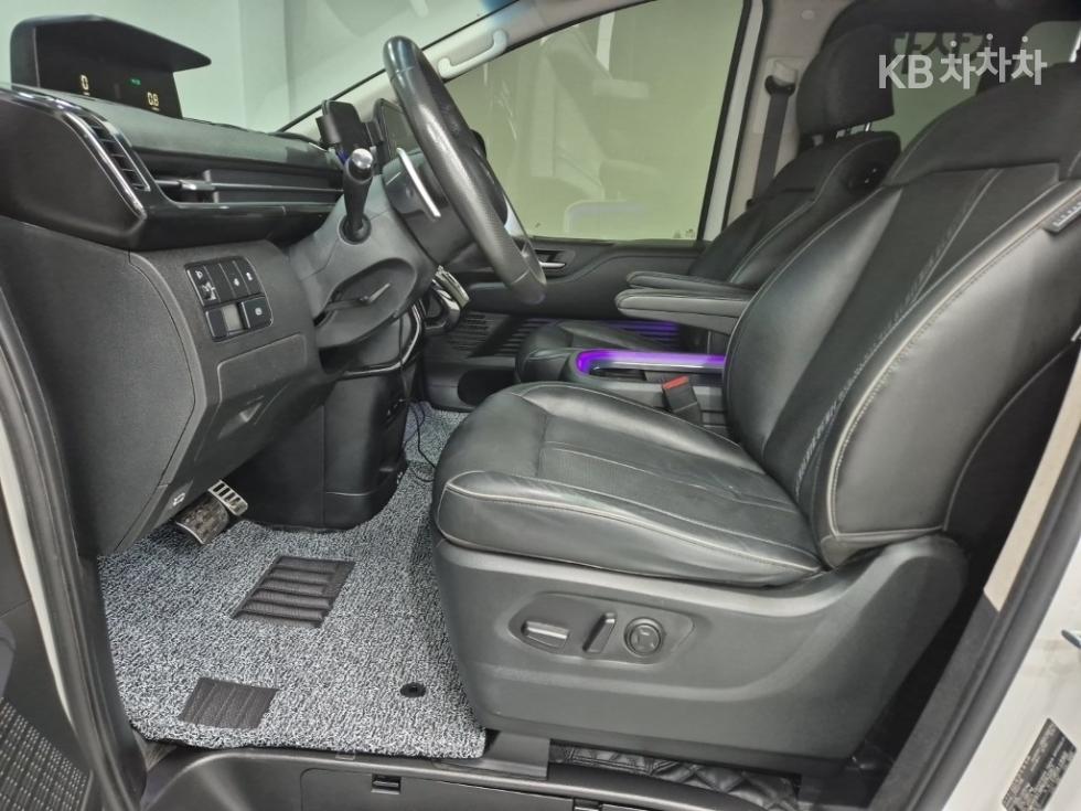Hyundai Staria — miniaturë 11