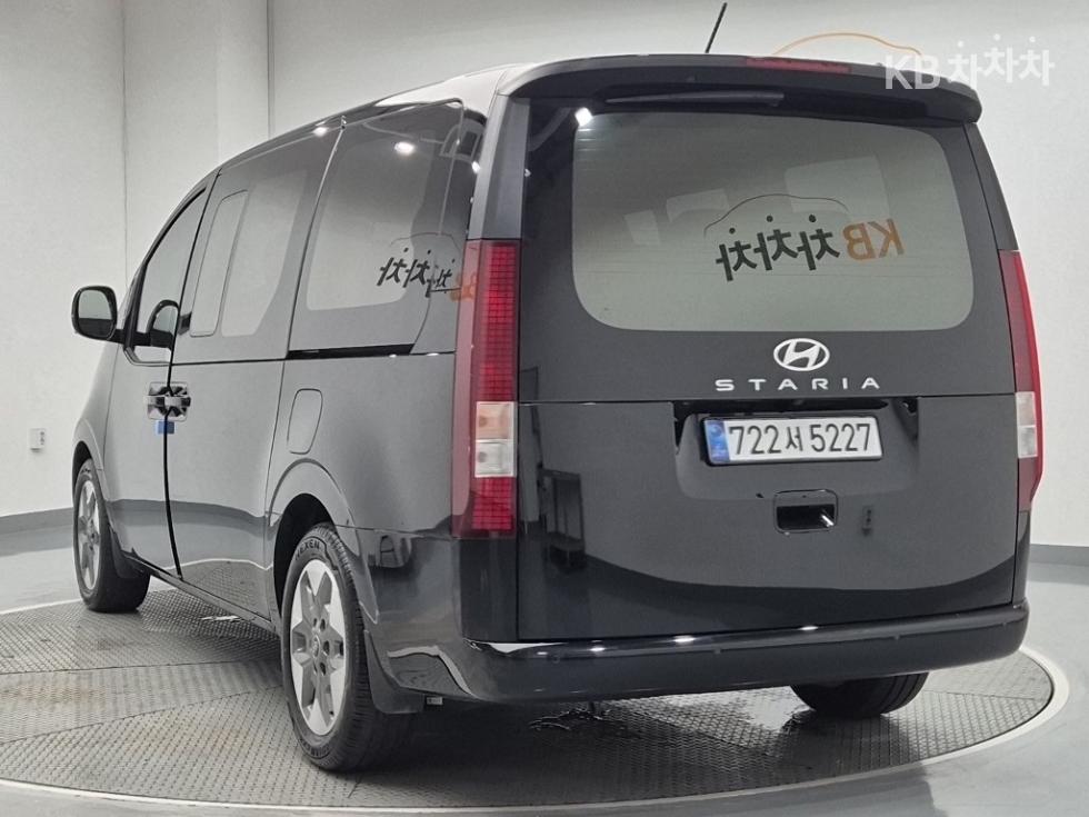 Hyundai Staria — miniaturë 2