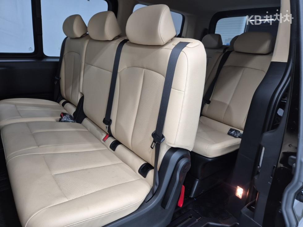 Hyundai Staria — miniaturë 11