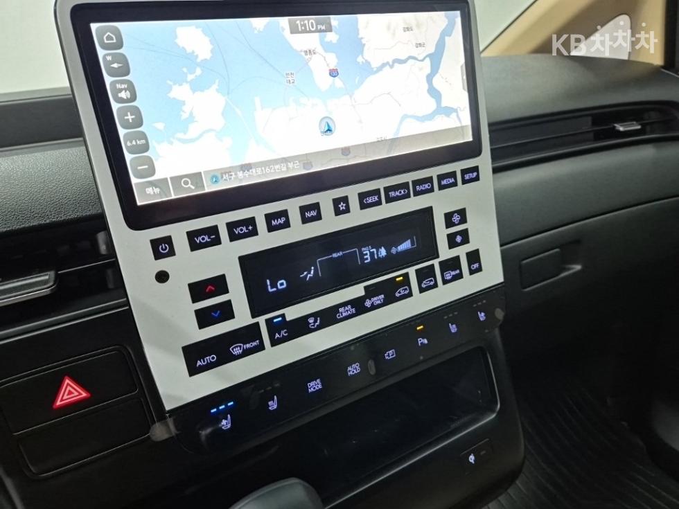 Hyundai Staria — miniaturë 16