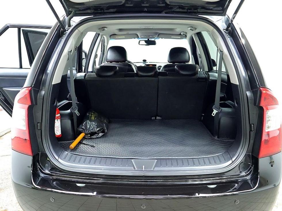 Kia Carens — miniaturë 19