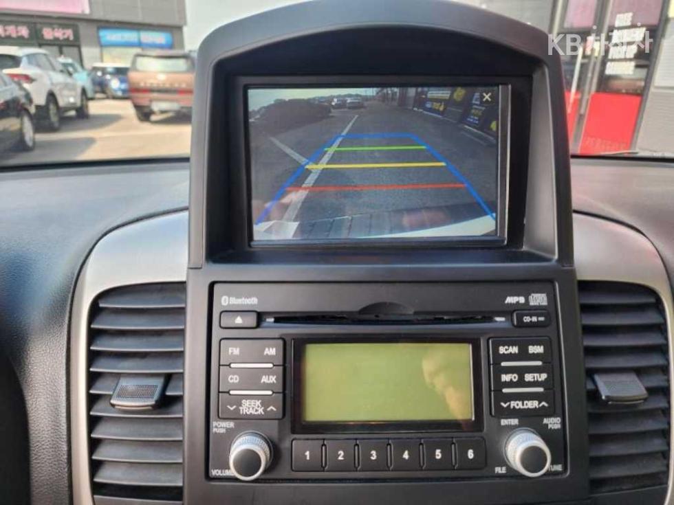 Kia Carnival — miniaturë 14