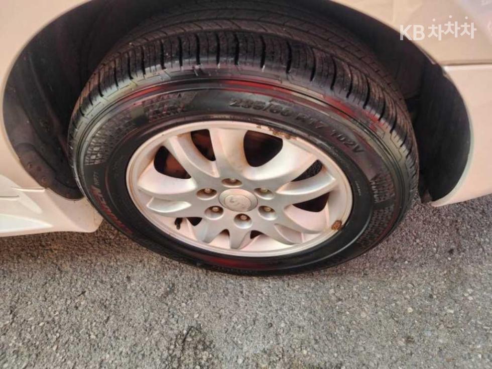 Kia Carnival — miniaturë 17