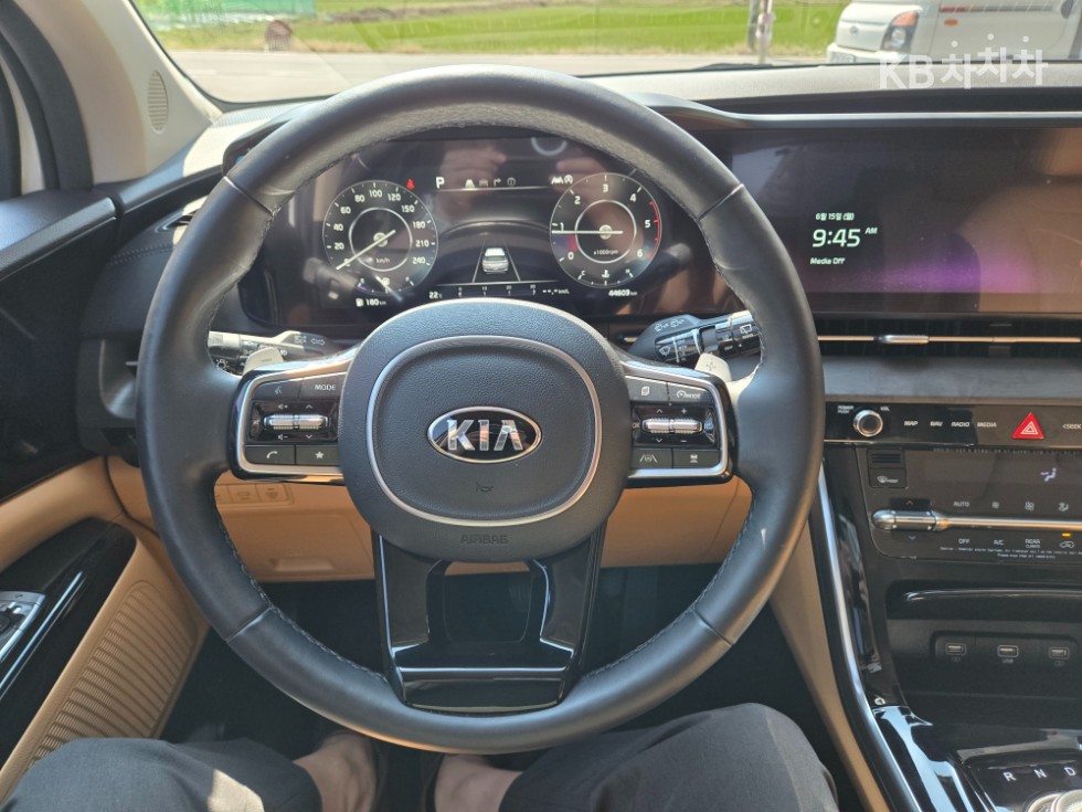 Kia Carnival — miniaturë 12
