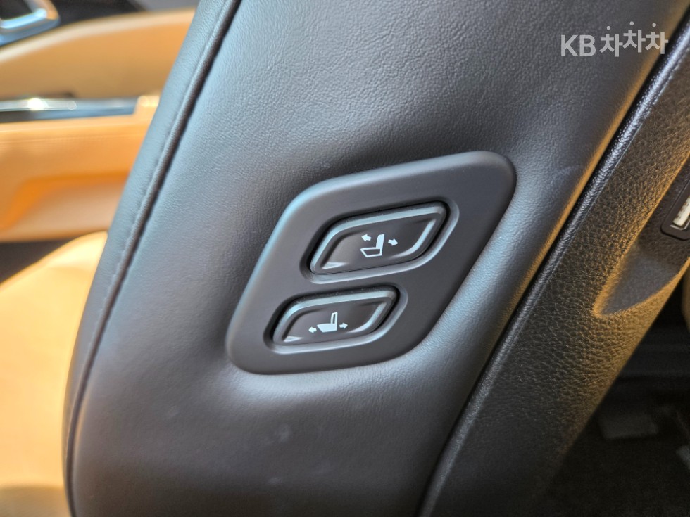 Kia Carnival — miniaturë 25