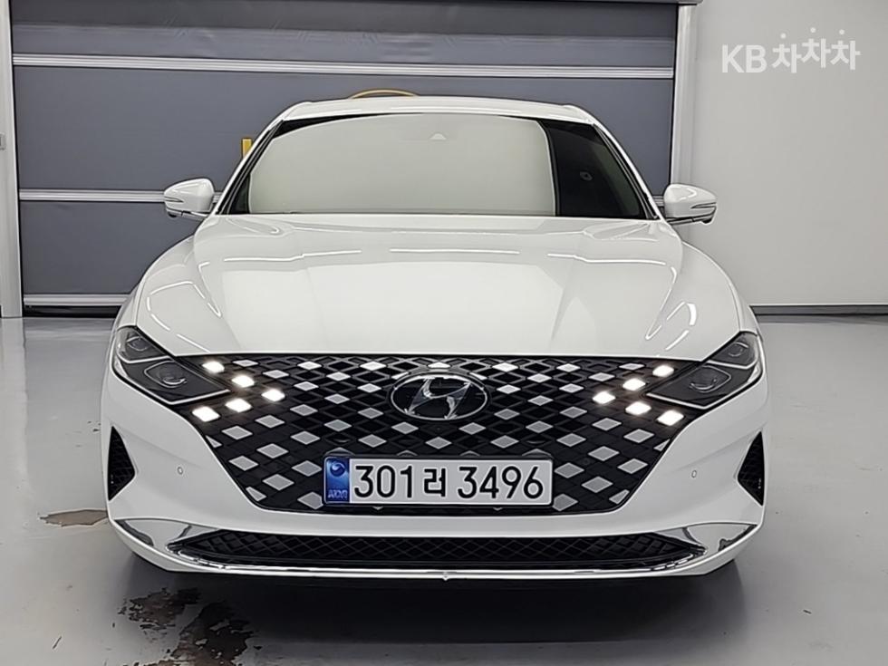 2021 Hyundai Used Car photo