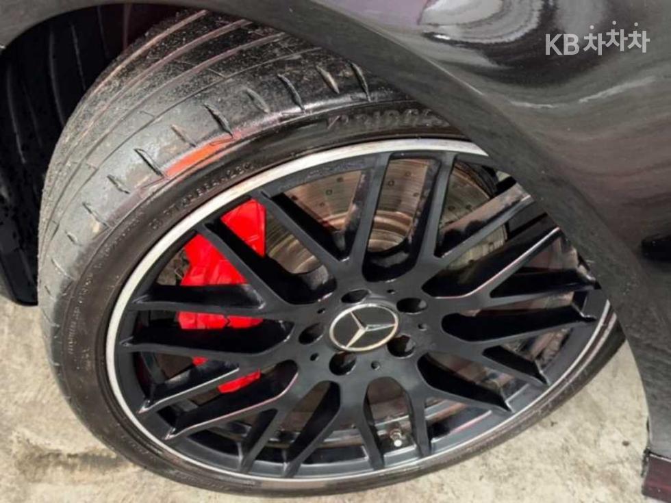 2017 Mercedes-Benz CLA photo