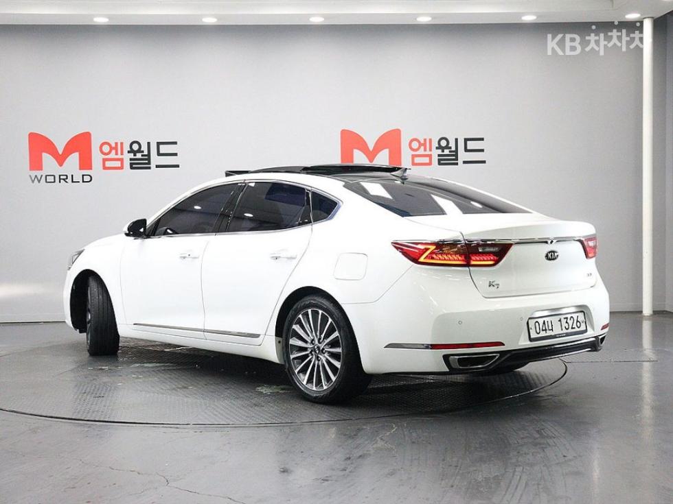 Kia K7 — miniaturë 4