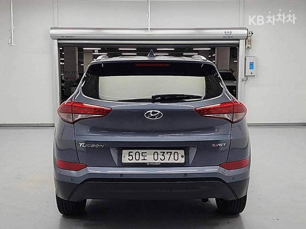 2016 Hyundai Used Car photo
