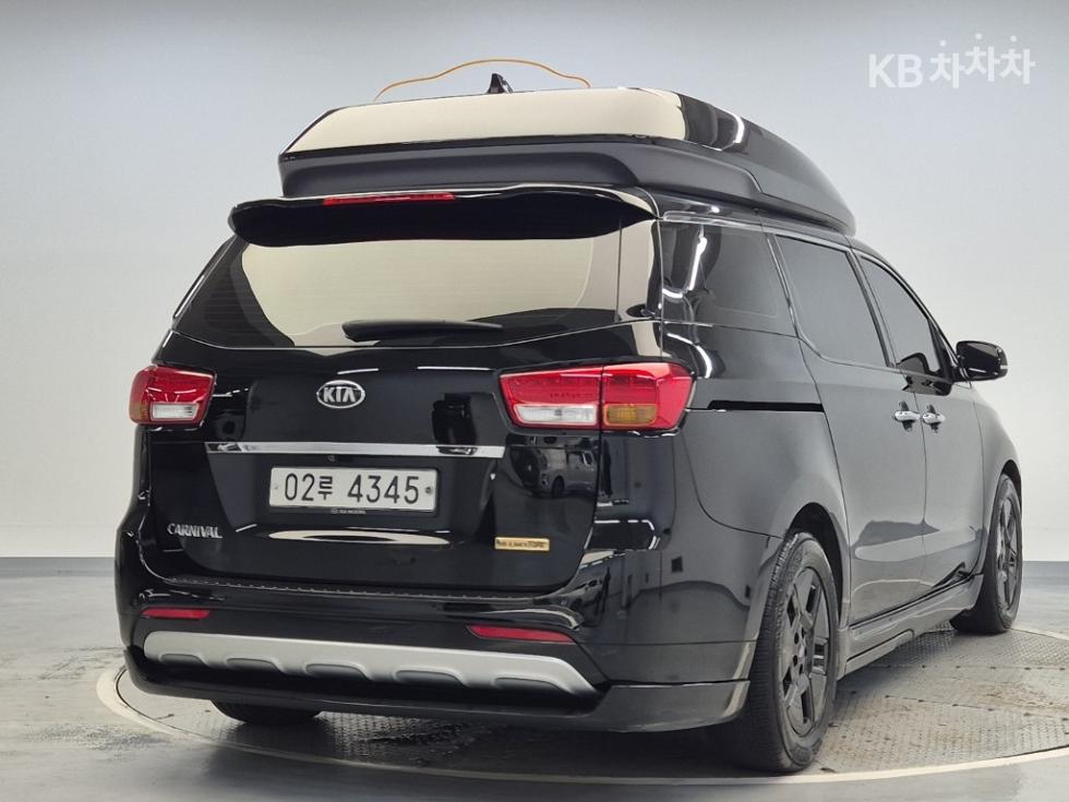 Kia Carnival — miniaturë 3
