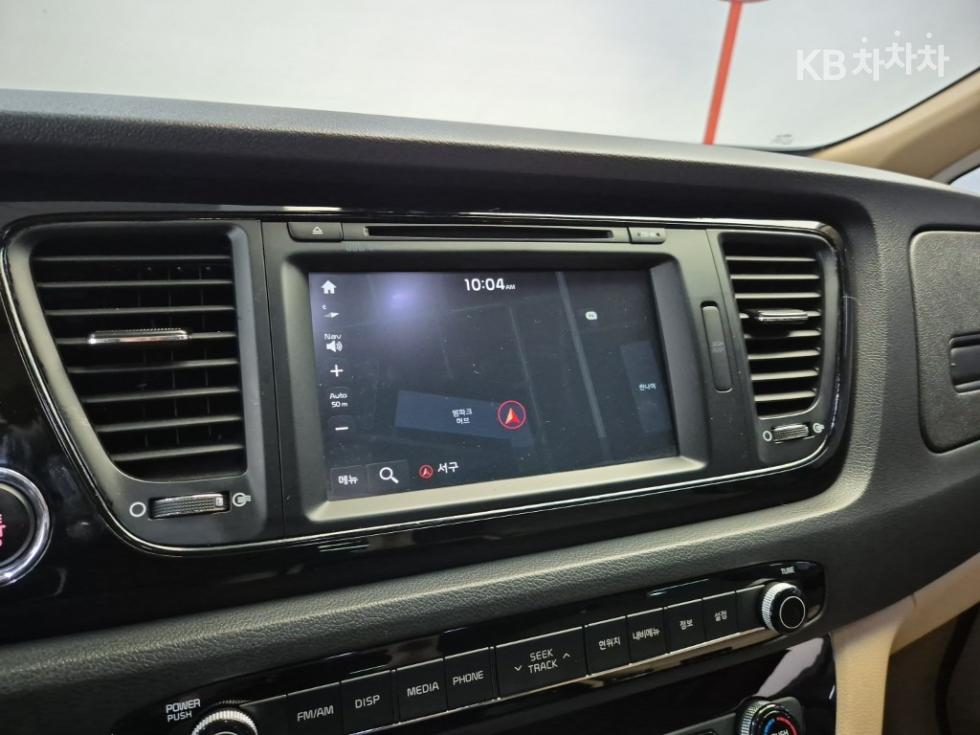 Kia Carnival — miniaturë 13