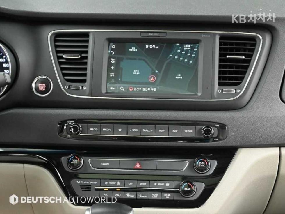 Kia Carnival — miniaturë 14