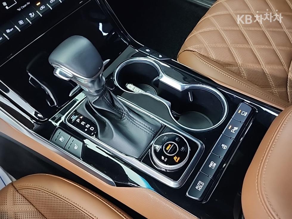 2022 Kia Used Car photo