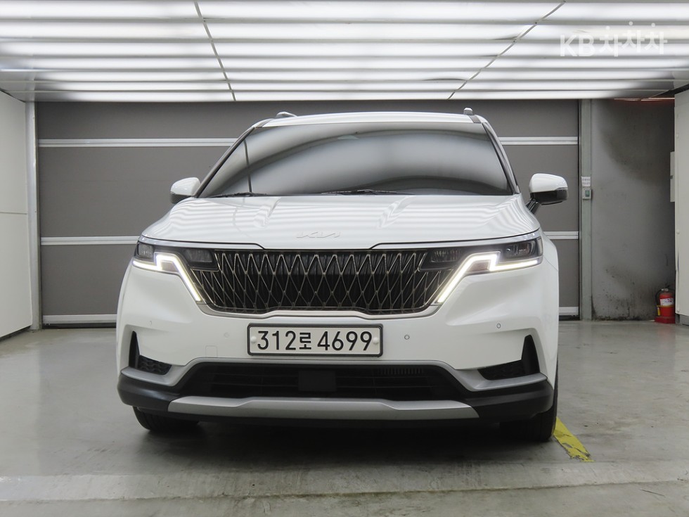 Kia Carnival — miniaturë 2