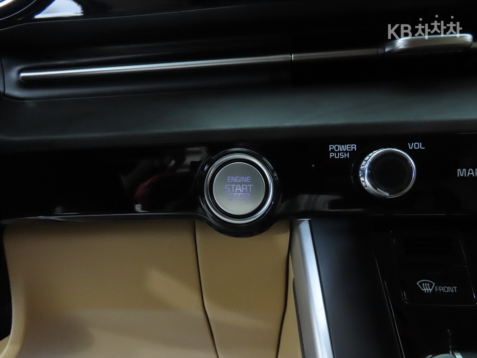 Kia Carnival — miniaturë 15