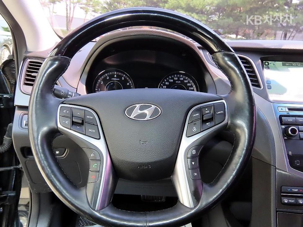 Hyundai Grandeur — miniaturë 8