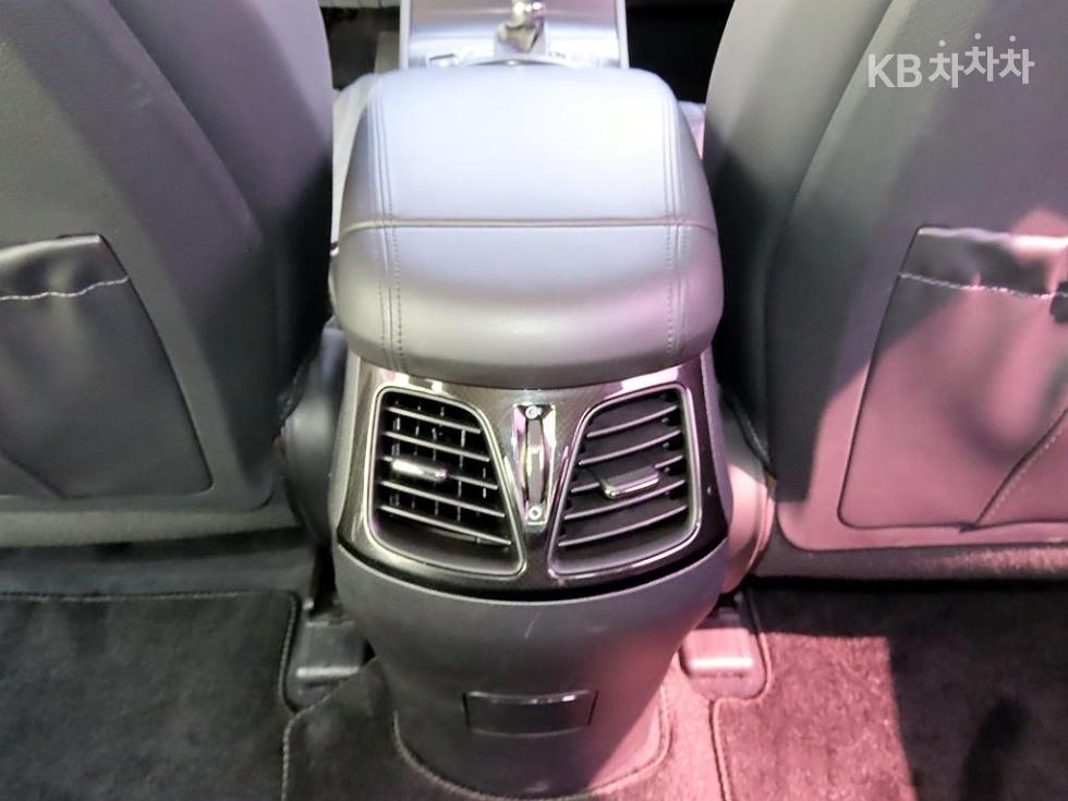 Hyundai Grandeur — miniaturë 17