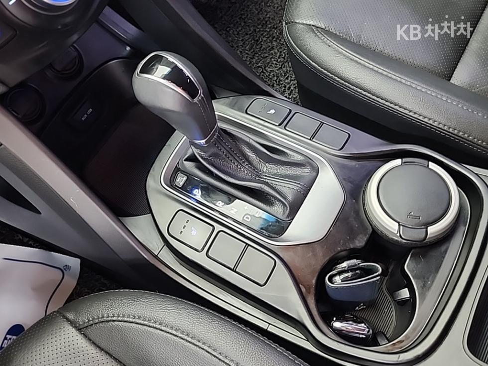 2014 Hyundai DM photo