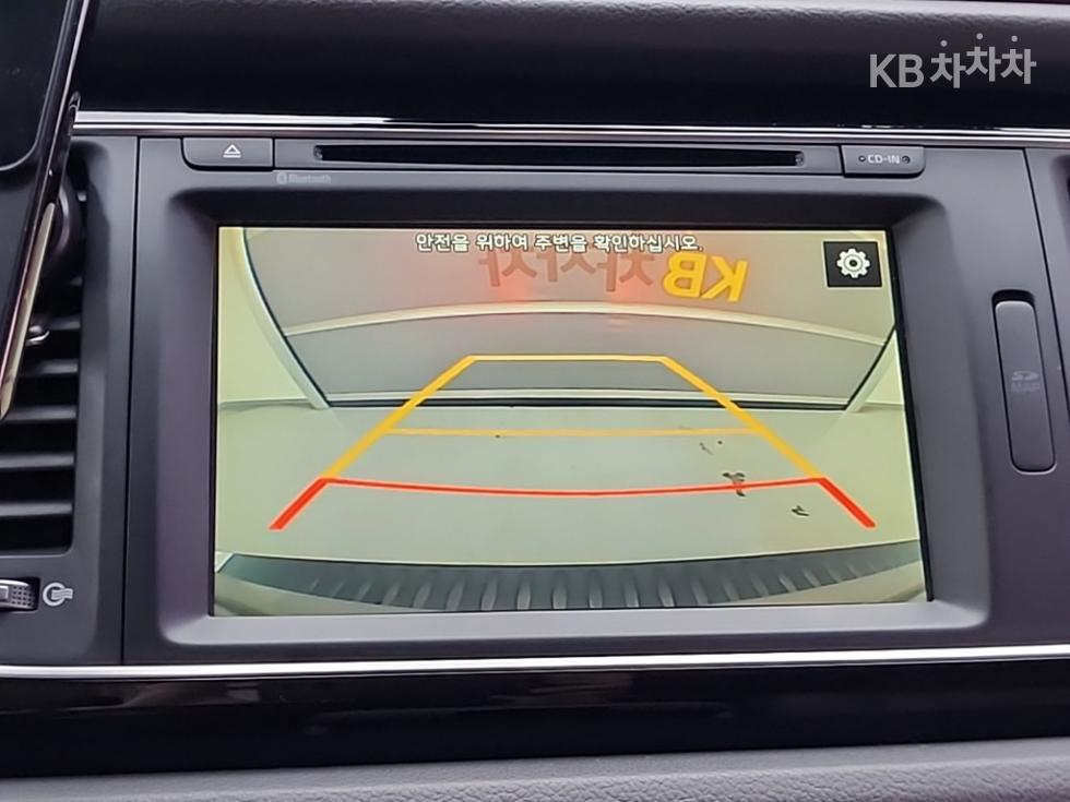 Kia Carnival — miniaturë 16