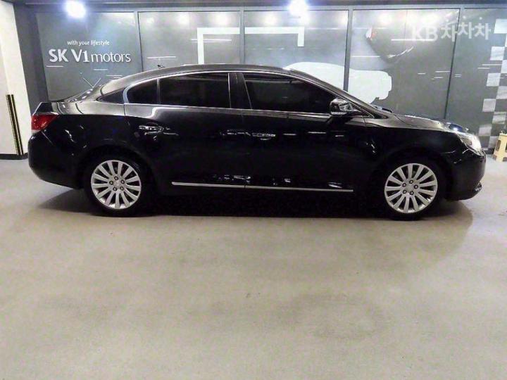 Chevrolet Alpheon 2011 photo 3