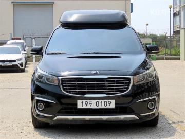 Kia Carnival 9인승 2.2 디젤 하이리무진 — foto 1