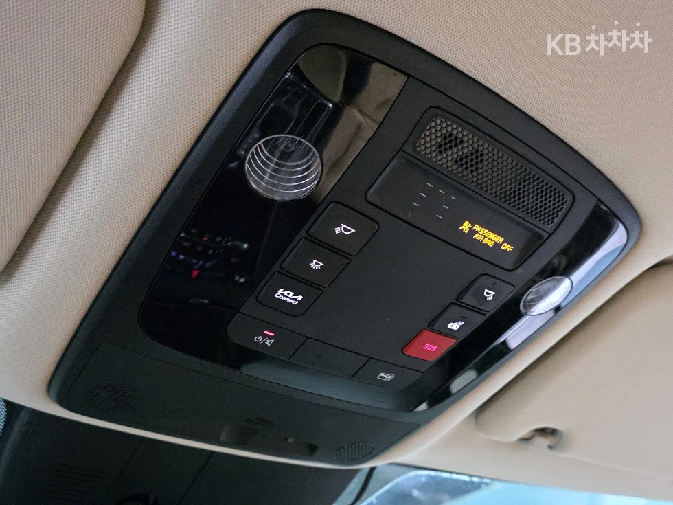 Kia Carnival — miniaturë 24
