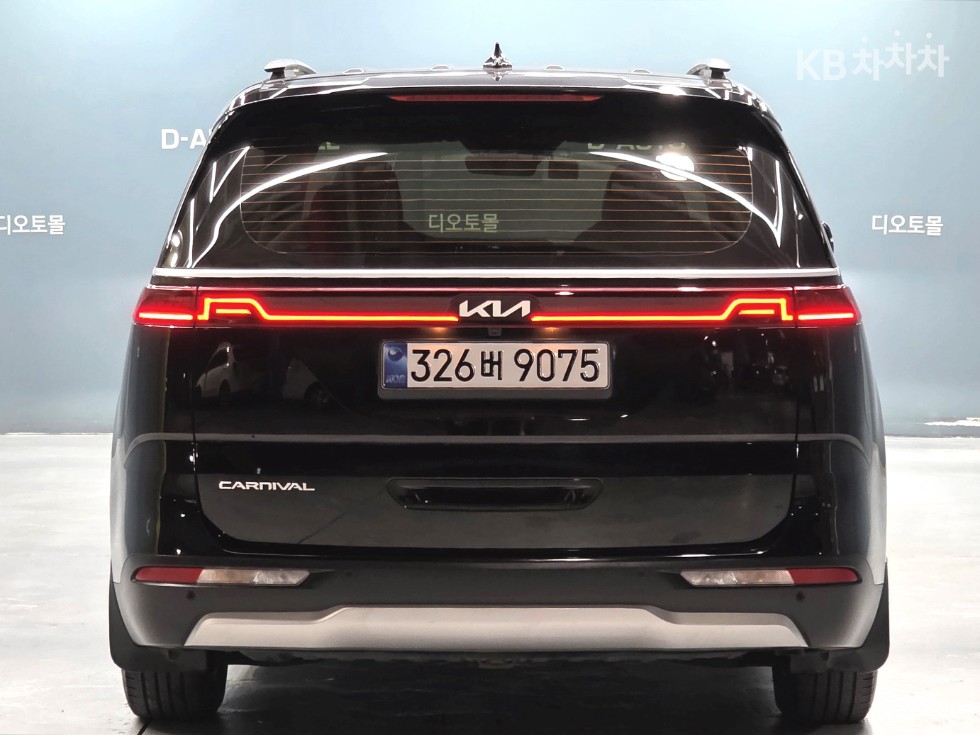 Kia Carnival — miniaturë 26