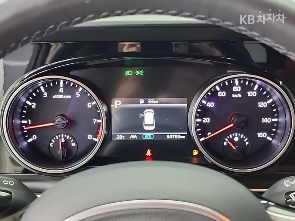 Kia Carnival — miniaturë 6