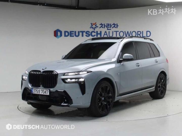 BMW X7 xDrive 40i M Sport — foto 1