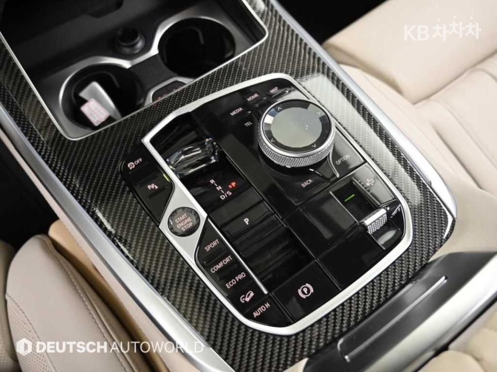 BMW X7 — miniaturë 9