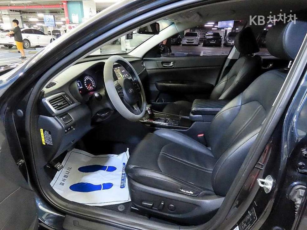 Kia K5 — miniaturë 6