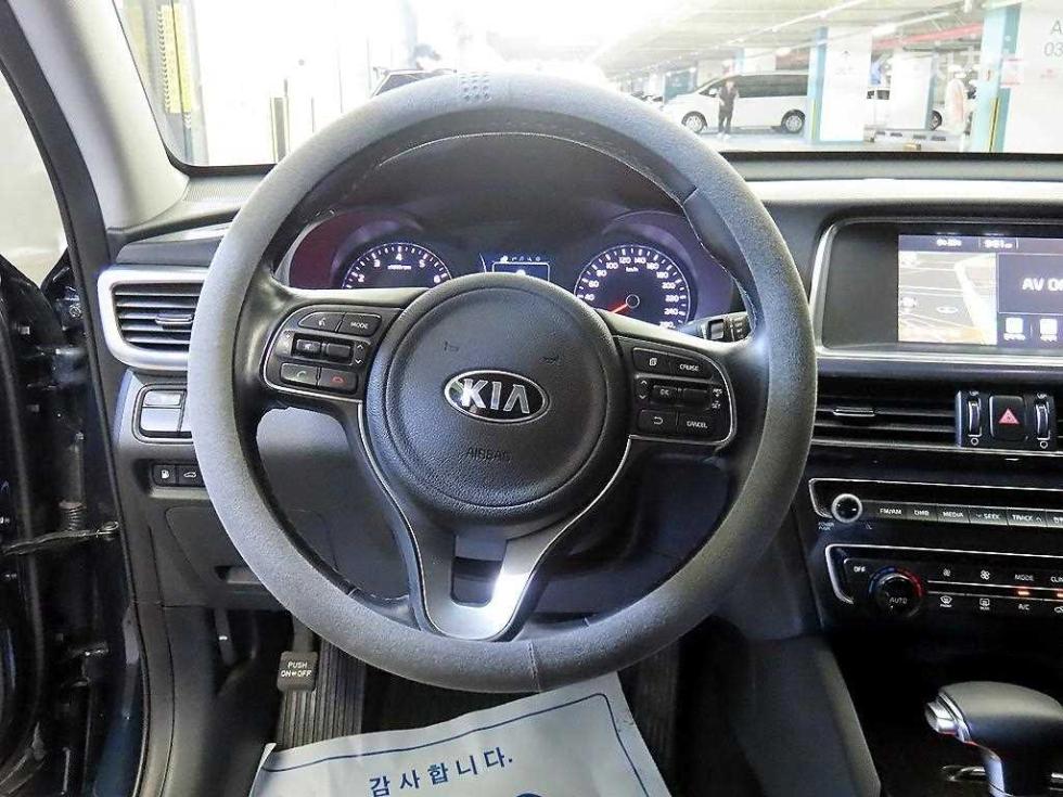 Kia K5 — miniaturë 8