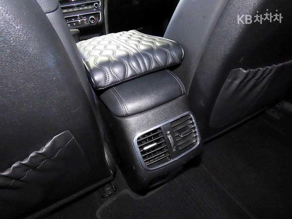 Kia K5 — miniaturë 18