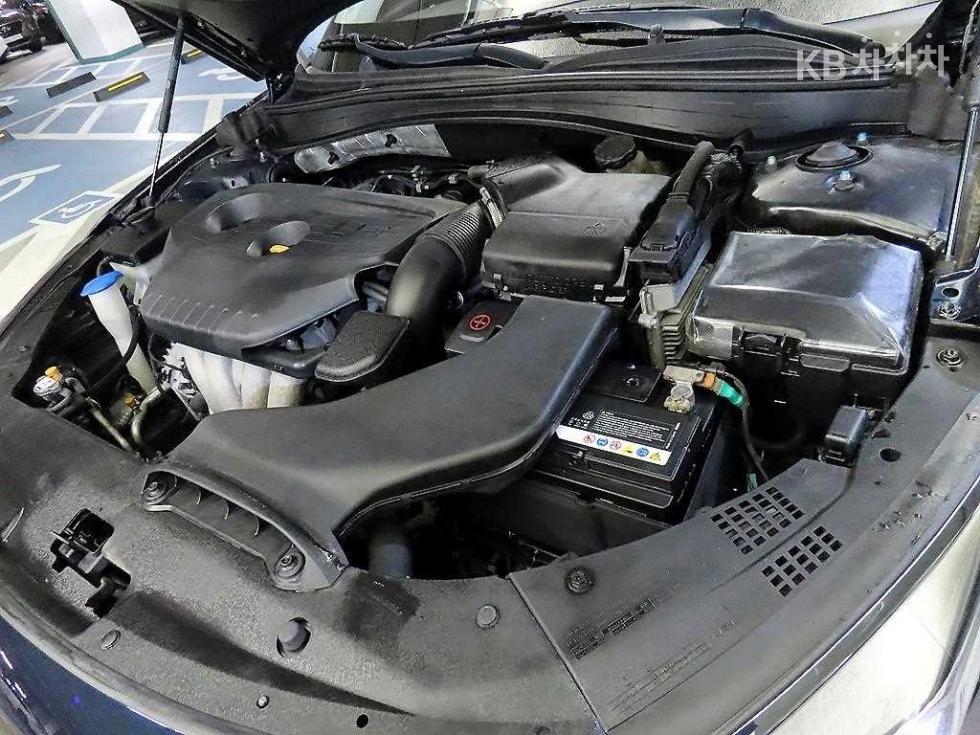 Kia K5 — miniaturë 19