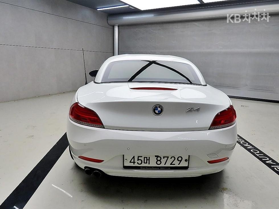 2013 BMW BMW Z4 photo