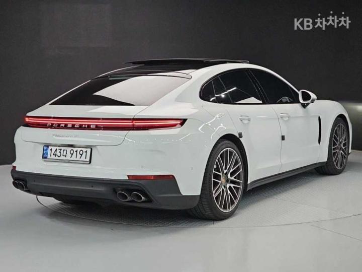 Porsche Panamera — miniaturë 4