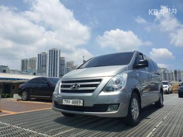 Hyundai Starex 11인승 왜건 CVX — foto 1