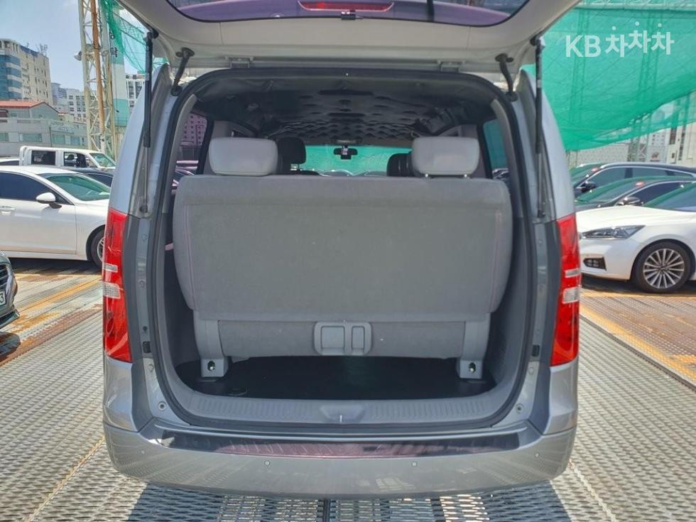 Hyundai Starex — miniaturë 5